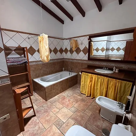 Casa El Sato Echedo